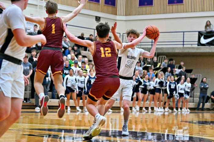 a Wilsonville Redmond 5A Oregon boys basketball quarterfinal 2024 Leon Neuschwander 2